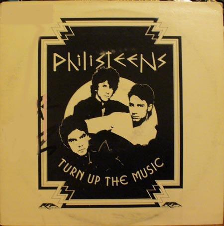 Philisteens - Turn Up The Music